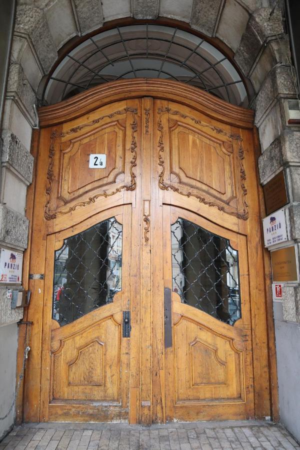Royal Ferenciek Apartment Budapeste Exterior foto